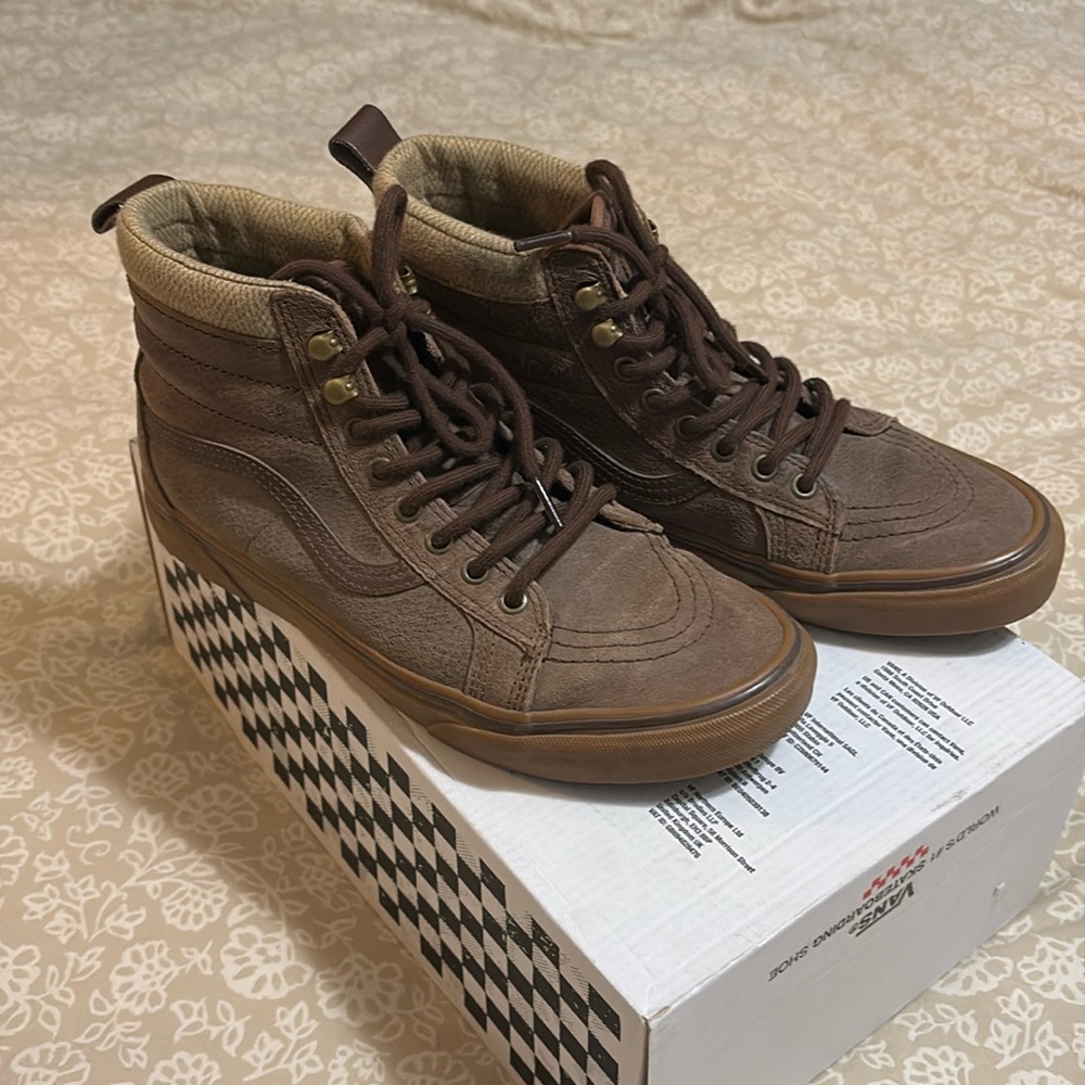 Vans full leather upper men size 8.5 high top